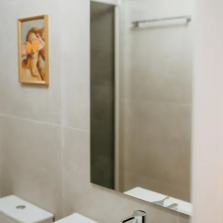 Mary Orange - No 232 Rc - Cozy & Two-bedroom 아파트 리스본