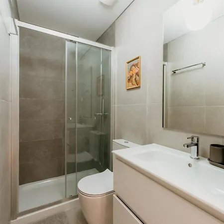 Mary Orange - No 232 Rc - Cozy & Two-bedroom *